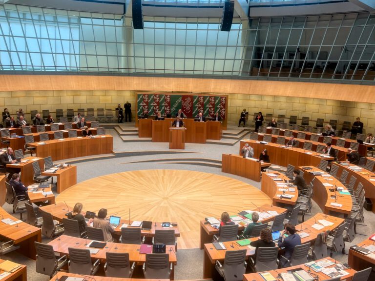 Plenarrede: Wir stehen geschlossen an der Seite der Beschäftigten von thyssenkrupp Steel in Duisburg