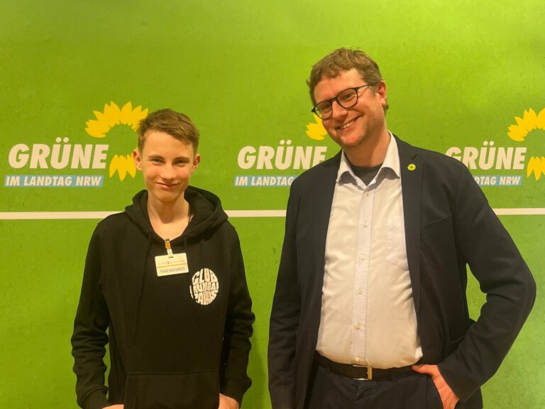 Nick Wandrei aus Castrop-Rauxel als Praktikant im Landtag