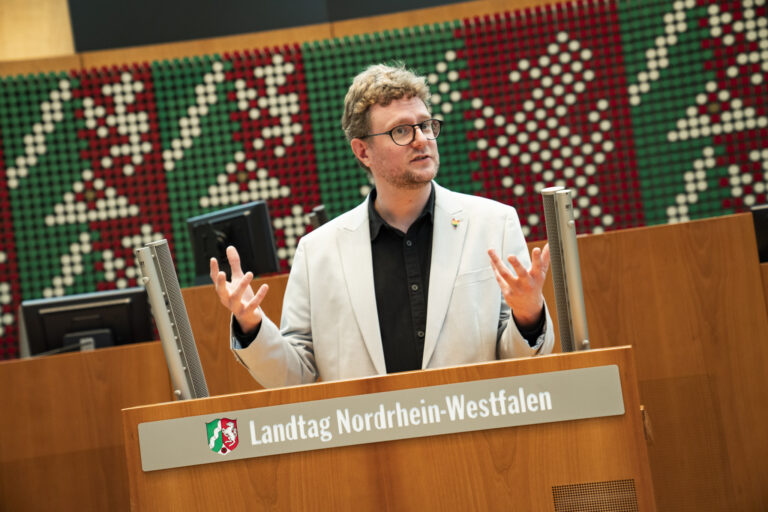 Plenarrede: Für das Überleben der chemischen Industrie sind Raffinerien zentral